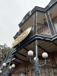 Pirates of the Caribbean ride sign
